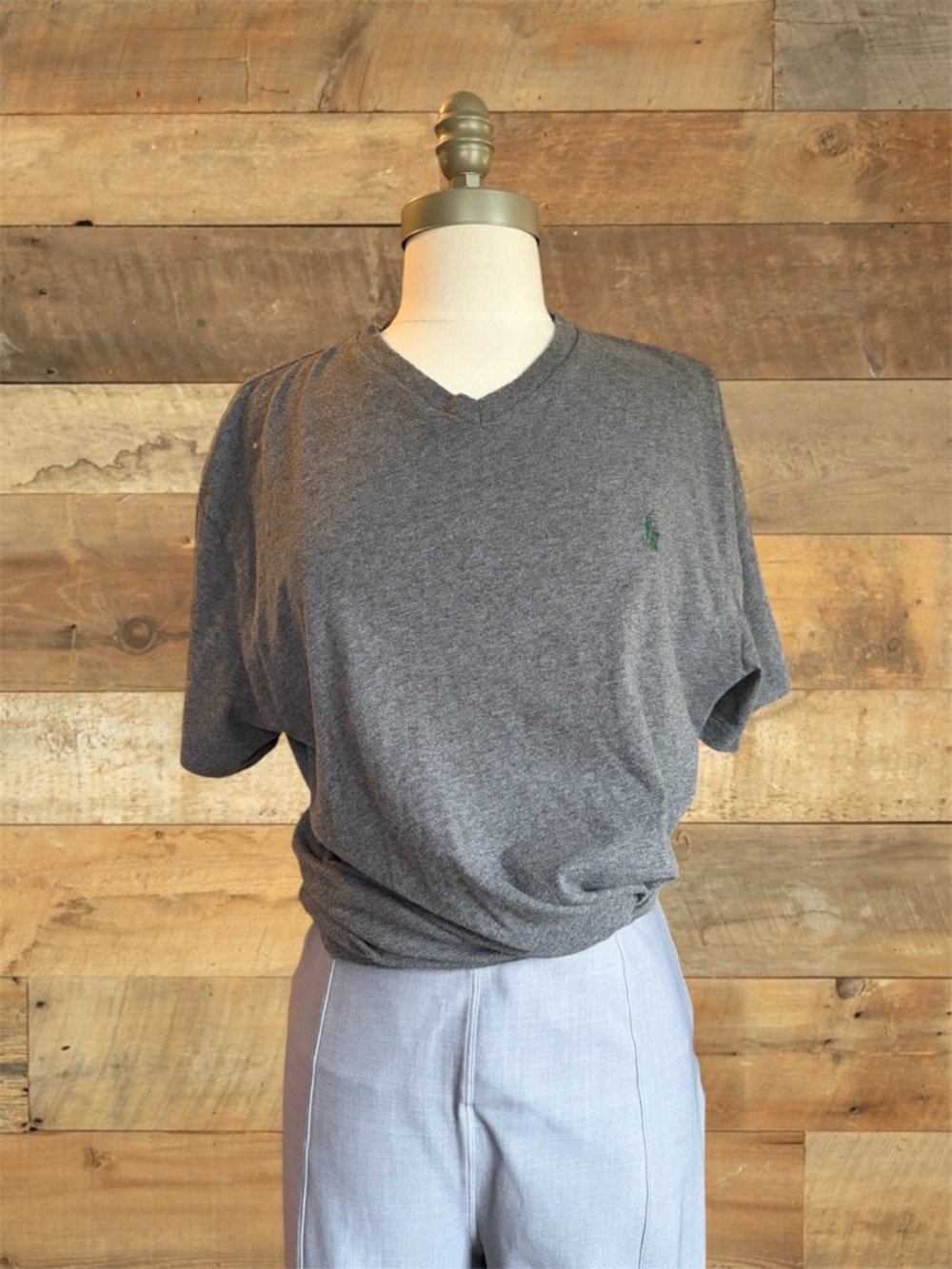 🐎 Polo Ralph Lauren Classic Fit Gray V-Neck Tee Medium